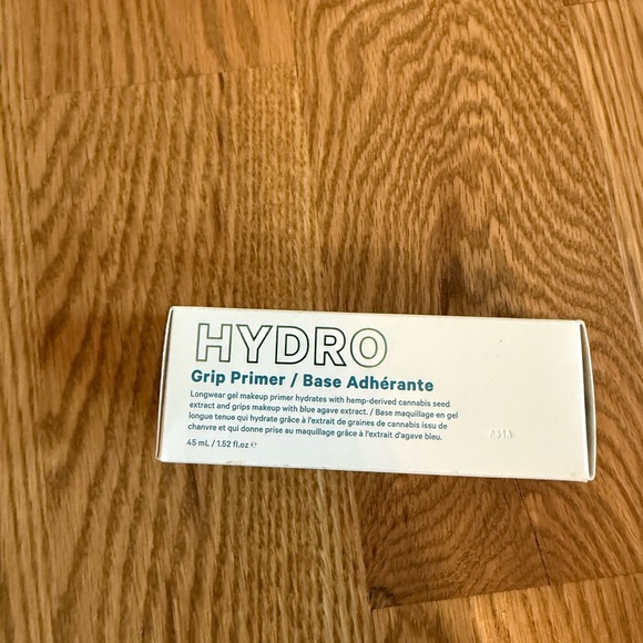 Milk Makeup Hydro Grip Primer - Picture 7 of 9